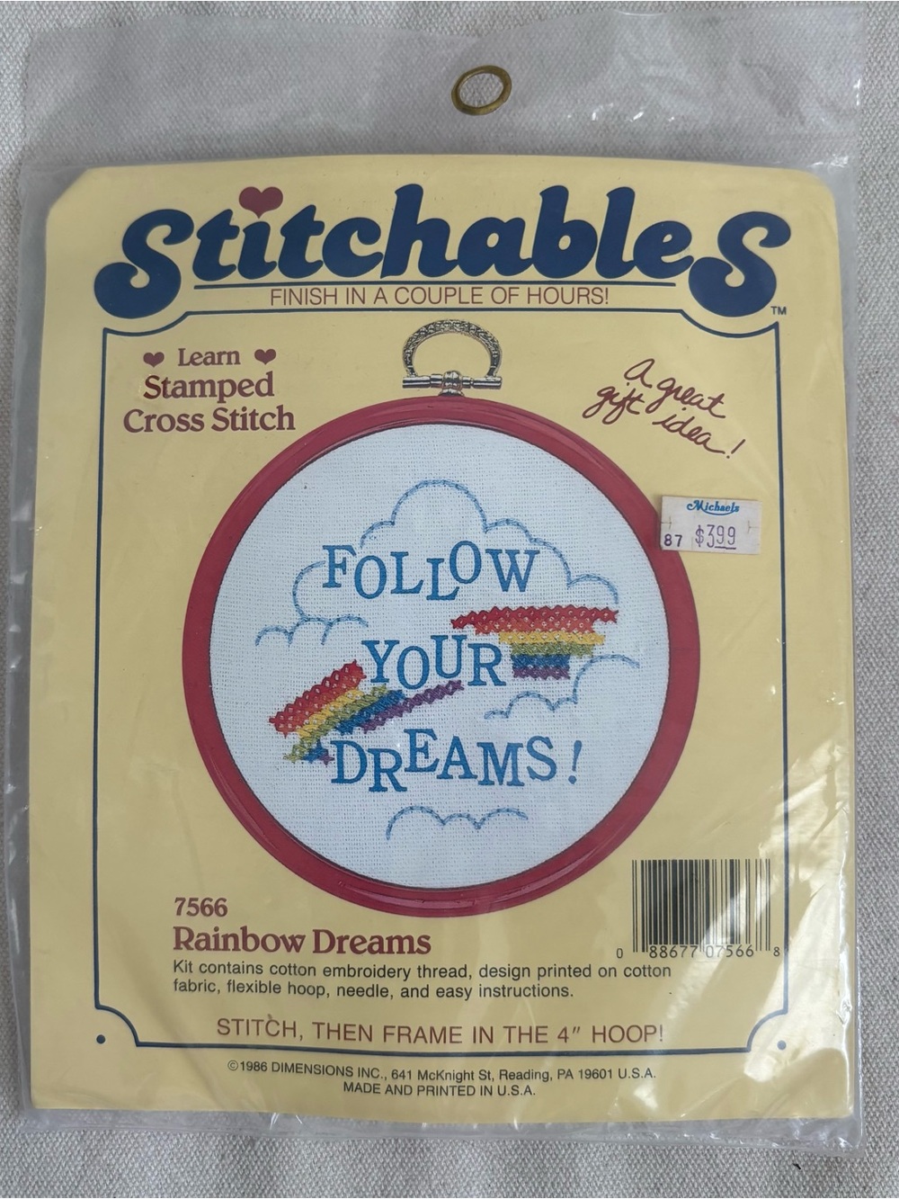 VTG Stitchables 7566 Rainbow Dreams Stamped Cross Stitch Kit w/Hoop 4”